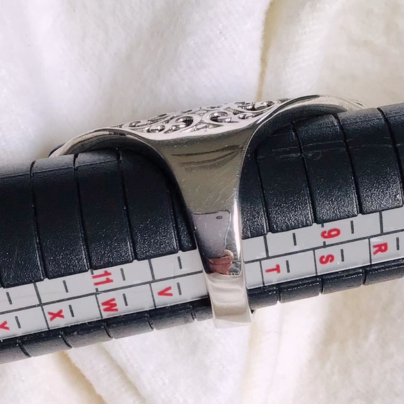 Low Profile Lapis Lazuli Ring in Stainless Steel - Picture 5 of 7